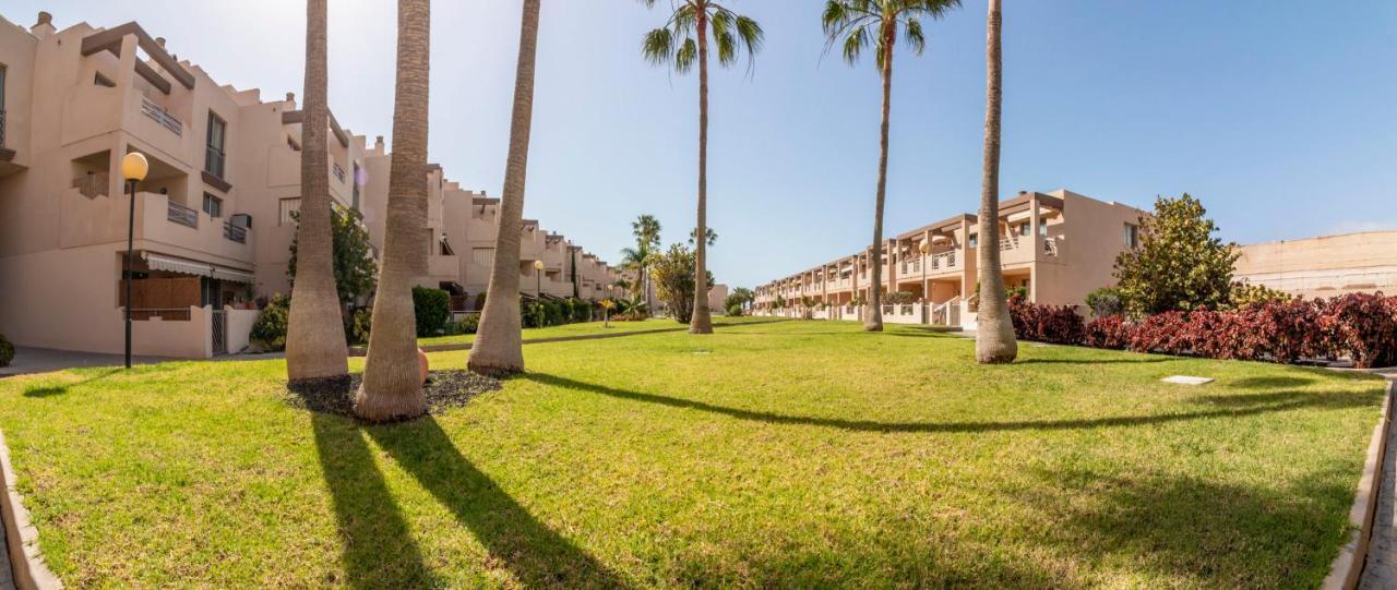Homeforguest Apartamento En La Tejita Con Piscina, Terraza Y Wifi Granadilla De Abona Exterior foto
